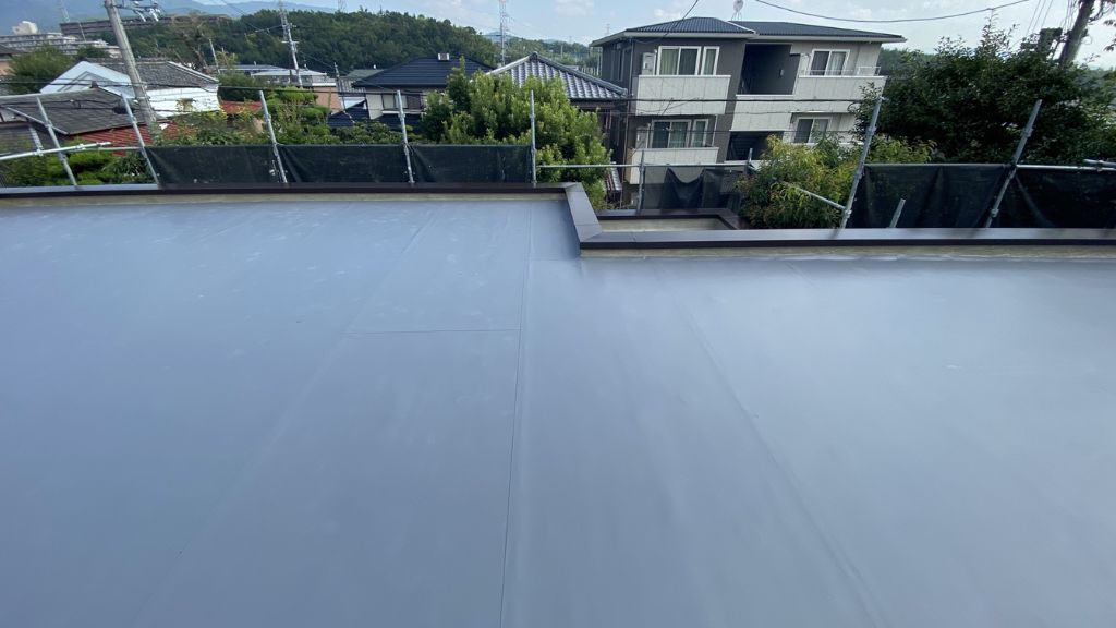 防水工事のシート防水とは？種類・費用・選び方をわかりやすく解説